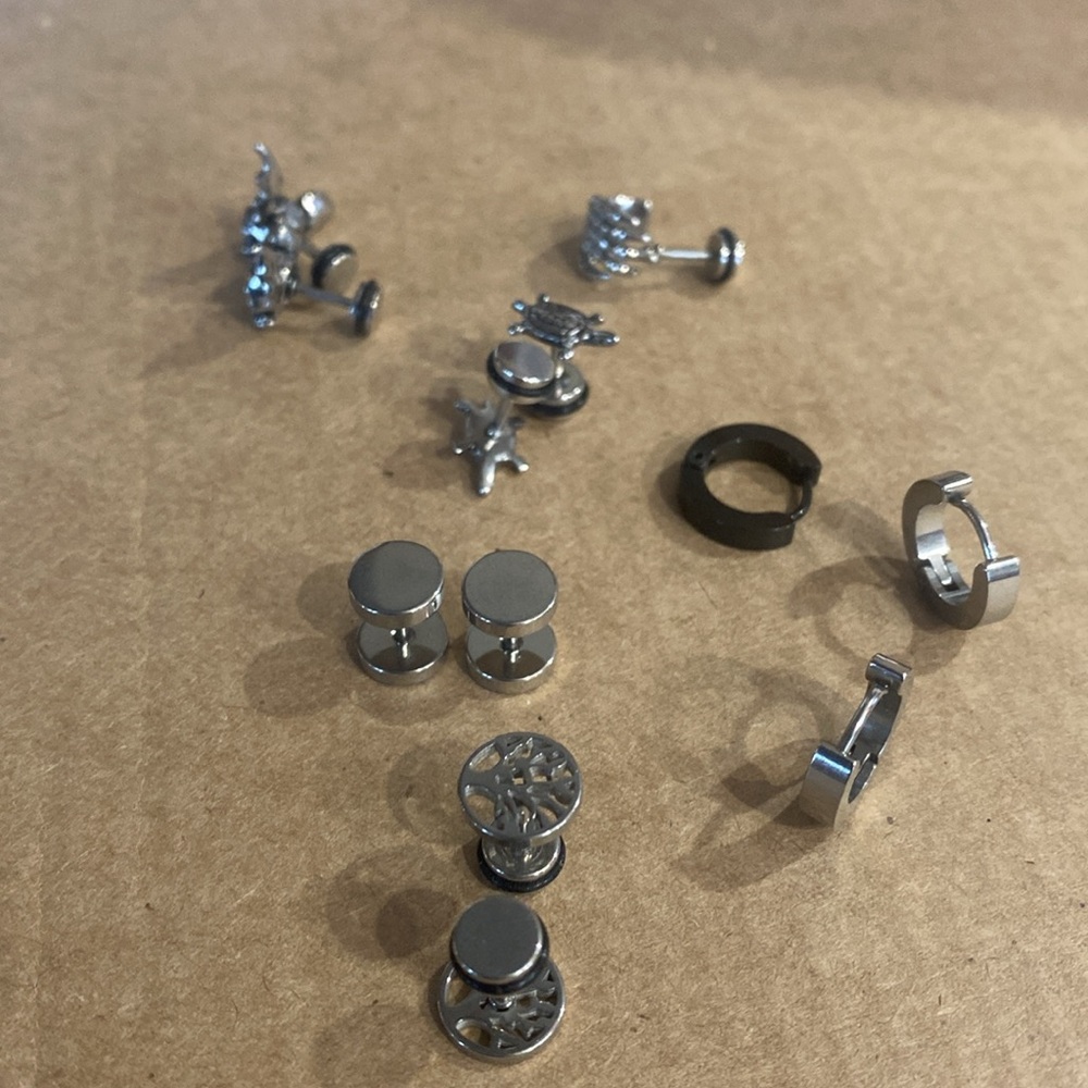 Stainless steel ear “gages”/tunnel ear rings, studs & hoops-NWOT!